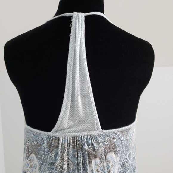 Ink & Ivy Blue Paisley and Floral T Back Plunge V Neckline Tank Top Blouse M - Picture 8 of 9